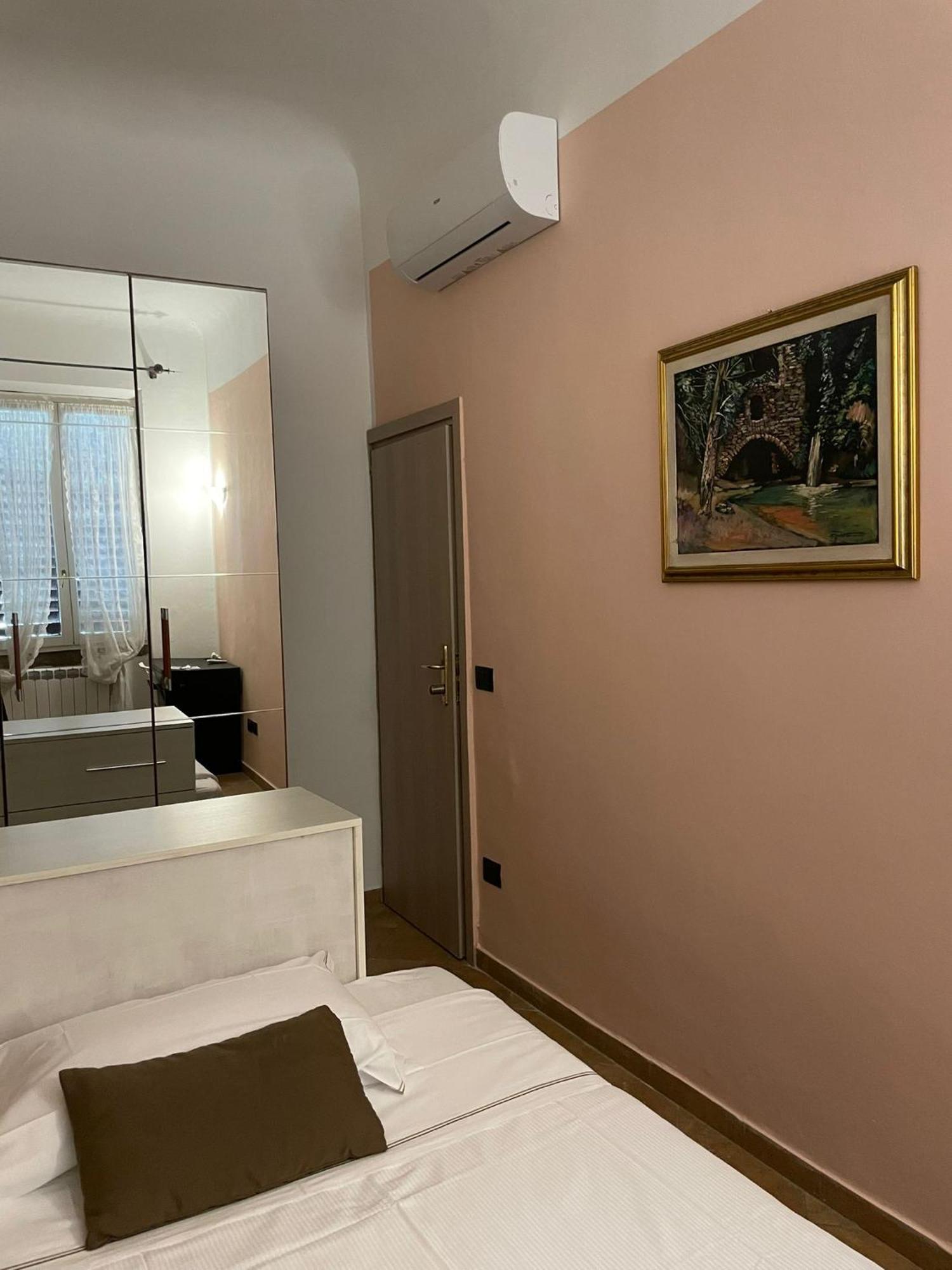 Homelink Firenze - The Key Pensión